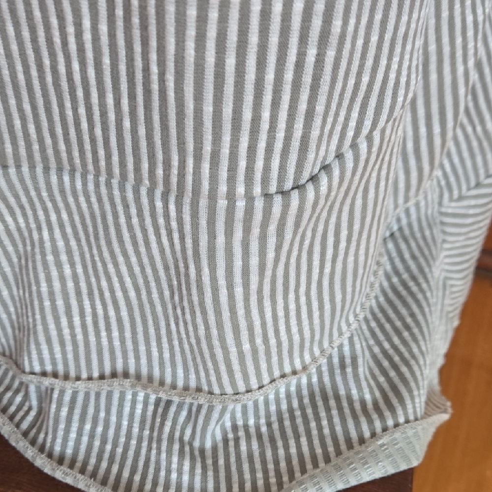 Nwt Gray And Cream Top Size 1x - Picture 4 of 4
